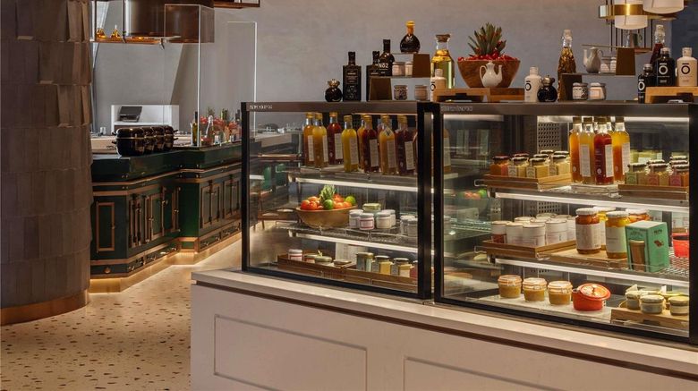 <b>SO/Uptown Dubai Restaurant</b>. Images powered by <a href="https://iceportal.shijigroup.com/" title="IcePortal" target="_blank">IcePortal</a>.