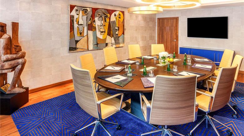 <b>Moevenpick Hotel Abidjan Meeting</b>. Images powered by <a href="https://iceportal.shijigroup.com/" title="IcePortal" target="_blank">IcePortal</a>.