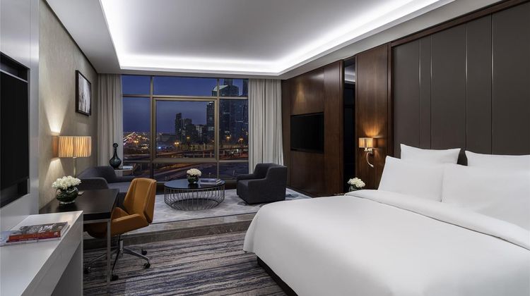 Moevenpick Hotel and Apt Riyadh Room