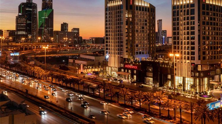Moevenpick Hotel and Apt Riyadh Room