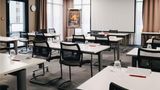 <b>Ibis Rouen Centre Rive Gauche Mermoz Meeting</b>. Images powered by <a href="https://iceportal.shijigroup.com/" title="IcePortal" target="_blank">IcePortal</a>.