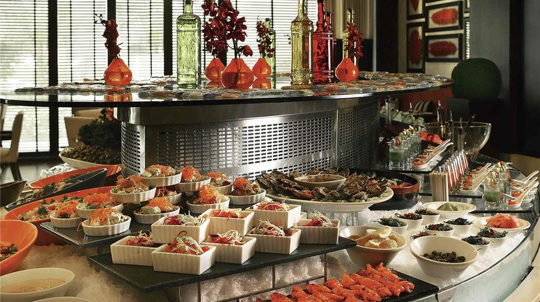 <b>Moevenpick Grand Al Bustan Dubai Restaurant</b>. Images powered by <a href="https://iceportal.shijigroup.com/" title="IcePortal" target="_blank">IcePortal</a>.