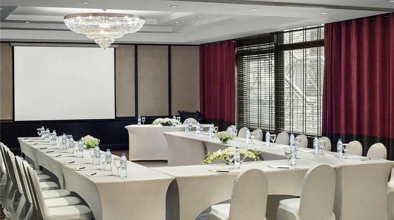 <b>Moevenpick Grand Al Bustan Dubai Meeting</b>. Images powered by <a href="https://iceportal.shijigroup.com/" title="IcePortal" target="_blank">IcePortal</a>.