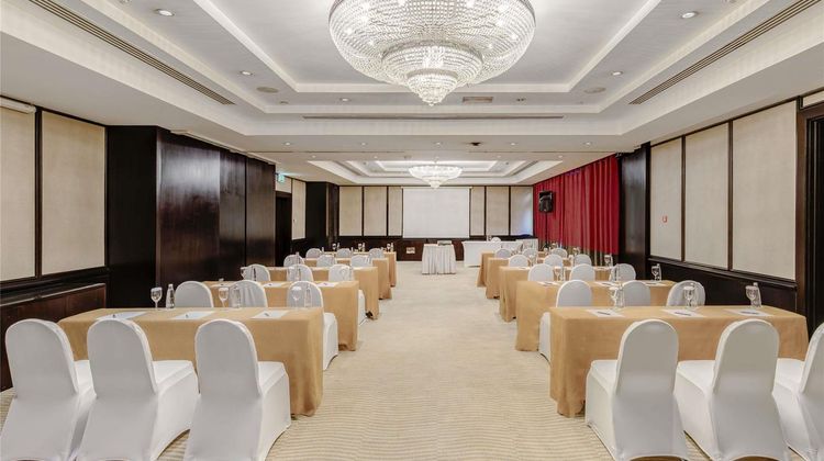 Moevenpick Grand Al Bustan Dubai Meeting