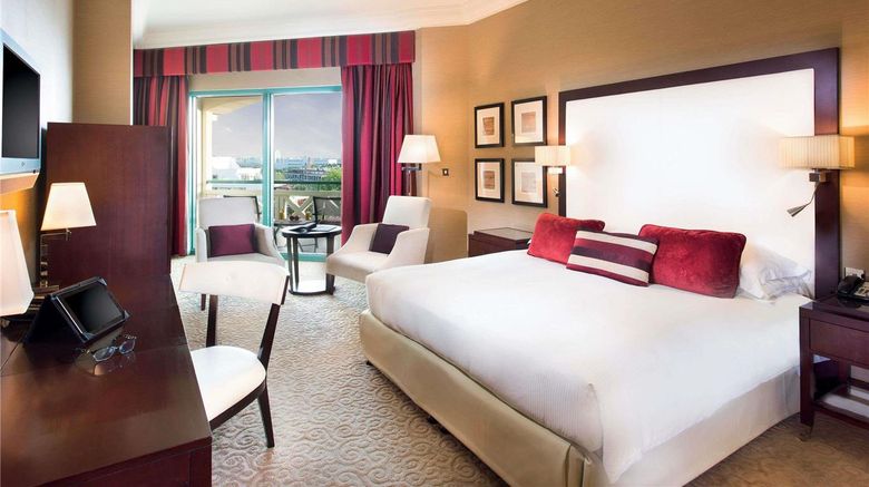 <b>Moevenpick Grand Al Bustan Dubai Room</b>. Images powered by <a href="https://iceportal.shijigroup.com/" title="IcePortal" target="_blank">IcePortal</a>.