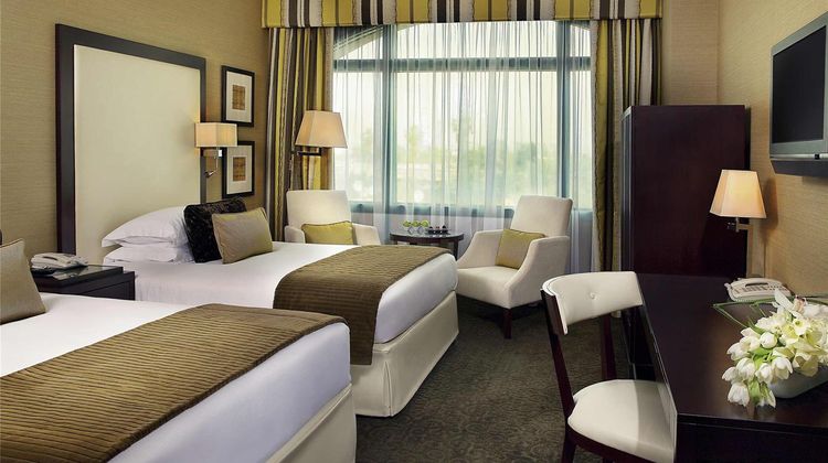 Moevenpick Grand Al Bustan Dubai Room