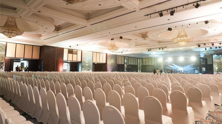 <b>Moevenpick Grand Al Bustan Dubai Meeting</b>. Images powered by <a href="https://iceportal.shijigroup.com/" title="IcePortal" target="_blank">IcePortal</a>.