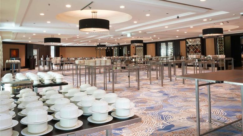 <b>Moevenpick Grand Al Bustan Dubai Meeting</b>. Images powered by <a href="https://iceportal.shijigroup.com/" title="IcePortal" target="_blank">IcePortal</a>.