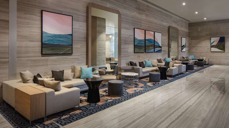 <b>DoubleTree by Hilton Fujairah City Lobby</b>. Images powered by <a href="https://iceportal.shijigroup.com/" title="IcePortal" target="_blank">IcePortal</a>.