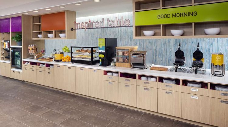 Home2 Suites by Hilton Medical Park Dwtn Restaurant
