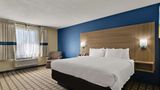 Clarion Pointe Bloomington - Normal Suite