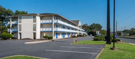 Rodeway Inn Brooklawn, NJ Exterior