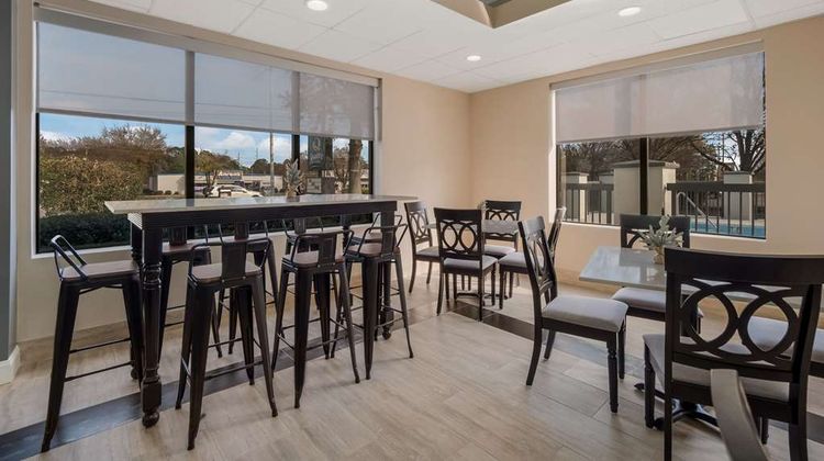 Quality Inn & Suites Aiken Restaurant