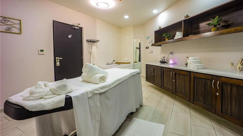 <b>Comfort Inn & Suites Tobago Other</b>. Images powered by <a href="https://iceportal.shijigroup.com/" title="IcePortal" target="_blank">IcePortal</a>.