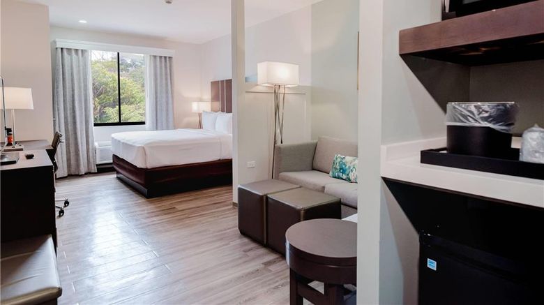 <b>Comfort Inn & Suites Tobago Suite</b>. Images powered by <a href="https://iceportal.shijigroup.com/" title="IcePortal" target="_blank">IcePortal</a>.