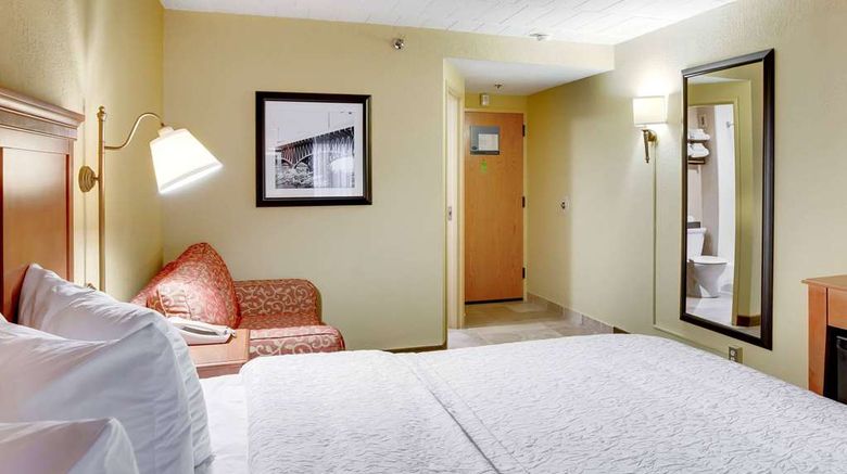 <b>Wingate by Wyndham Pittsburgh/Cranberry Room</b>. Images powered by <a href="https://iceportal.shijigroup.com/" title="IcePortal" target="_blank">IcePortal</a>.
