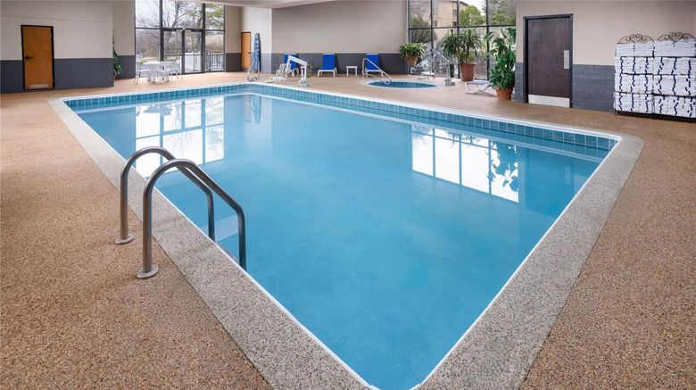 <b>Wingate by Wyndham Pittsburgh/Cranberry Pool</b>. Images powered by <a href="https://iceportal.shijigroup.com/" title="IcePortal" target="_blank">IcePortal</a>.