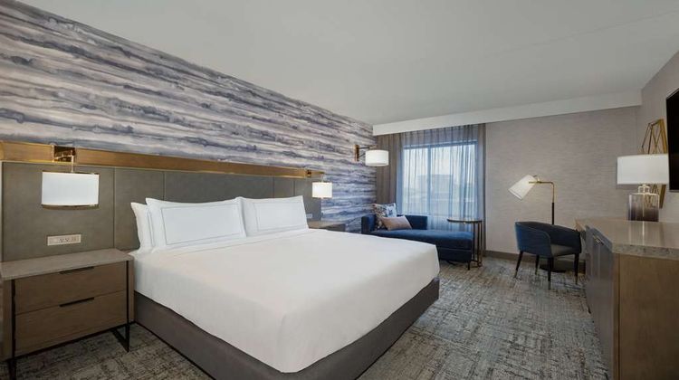DoubleTree by Hilton Kingston Room