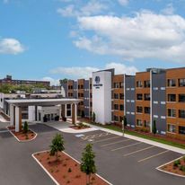 DoubleTree by Hilton Kingston