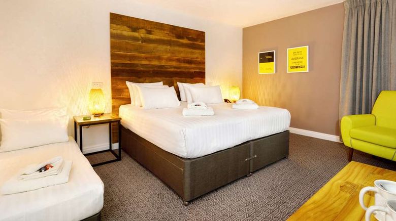 <b>Cedar Court Leeds Bradford Hotel Room</b>. Images powered by <a href="https://iceportal.shijigroup.com/" title="IcePortal" target="_blank">IcePortal</a>.