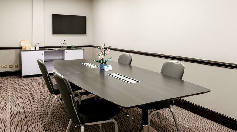 <b>Cedar Court Leeds Bradford Hotel Meeting</b>. Images powered by <a href="https://iceportal.shijigroup.com/" title="IcePortal" target="_blank">IcePortal</a>.
