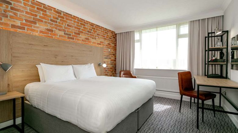<b>Cedar Court Huddersfield Hotel Room</b>. Images powered by <a href="https://iceportal.shijigroup.com/" title="IcePortal" target="_blank">IcePortal</a>.