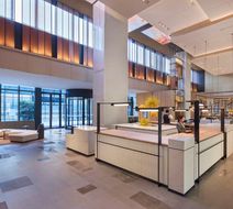 Hyatt Place International Airport Lobby