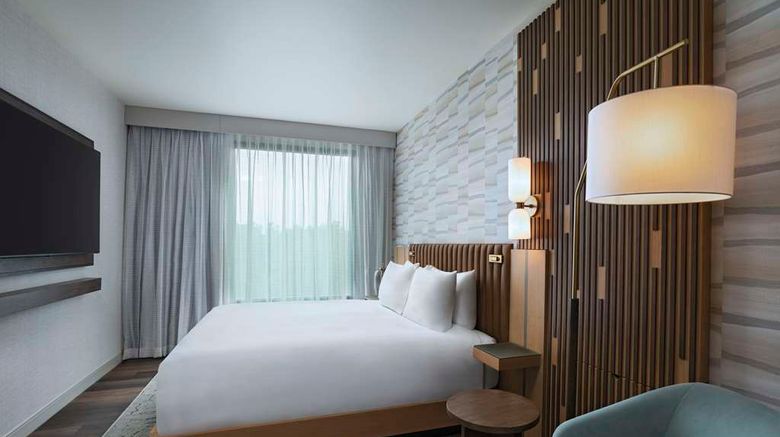<b>Hyatt Regency Conroe Suite</b>. Images powered by <a href="https://iceportal.shijigroup.com/" title="IcePortal" target="_blank">IcePortal</a>.