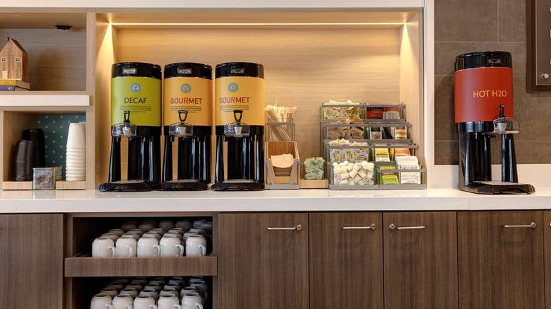 <b>Home2 Suites by Hilton Allentown Airport Restaurant</b>. Images powered by <a href="https://iceportal.shijigroup.com/" title="IcePortal" target="_blank">IcePortal</a>.