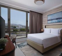 DoubleTree by Hilton Muscat Qurum Room