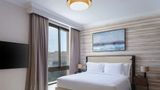 <b>DoubleTree by Hilton Muscat Qurum Room</b>. Images powered by <a href="https://iceportal.shijigroup.com/" title="IcePortal" target="_blank">IcePortal</a>.