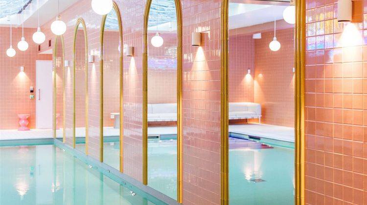 Mama Shelter Rennes Pool