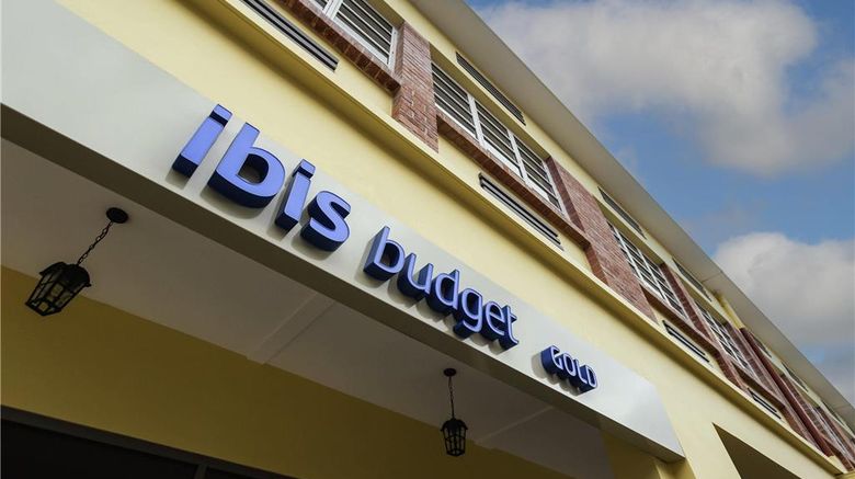 <b>Ibis Budget Singapore Gold Exterior</b>. Images powered by <a href="https://iceportal.shijigroup.com/" title="IcePortal" target="_blank">IcePortal</a>.