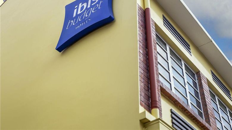<b>Ibis Budget Singapore Gold Exterior</b>. Images powered by <a href="https://iceportal.shijigroup.com/" title="IcePortal" target="_blank">IcePortal</a>.