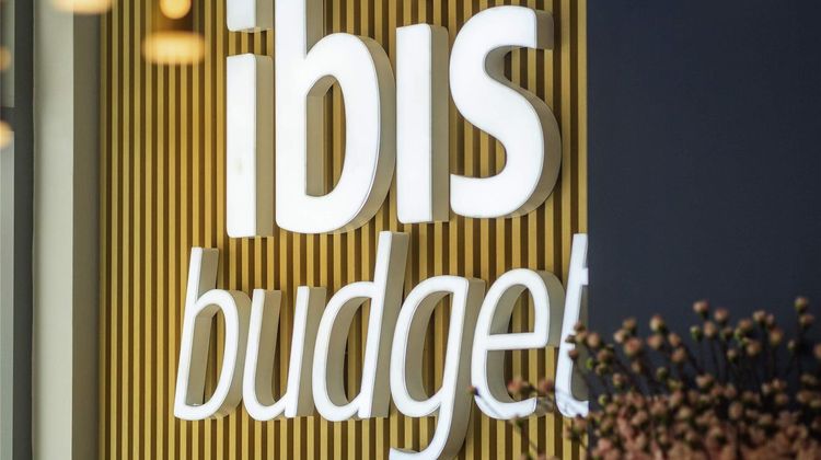 Ibis Budget Singapore Gold Exterior