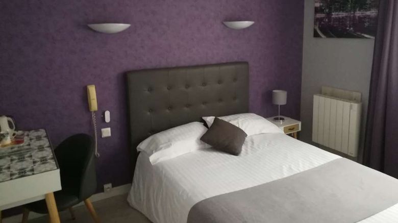 <b>Hotel du Relais Room</b>. Images powered by <a href="https://iceportal.shijigroup.com/" title="IcePortal" target="_blank">IcePortal</a>.