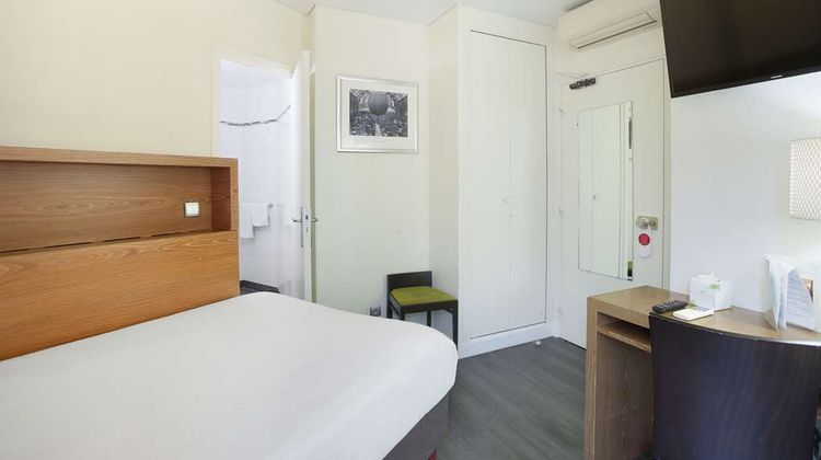 Hotel Gabriel Issy - Porte de Versailles Room