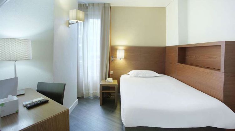 Hotel Gabriel Issy - Porte de Versailles Room