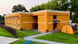 Super 8 by Wyndham Glouchester Exterior
