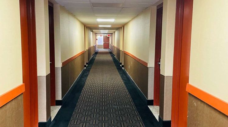 Super 8 by Wyndham Glouchester Other