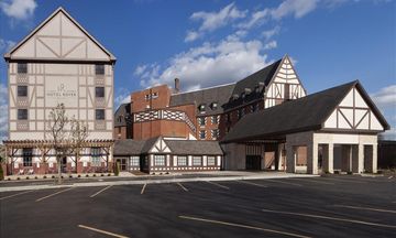 Hotel Royer Urbana, Tapestry Collection