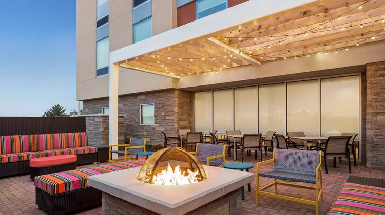 Home2 Suites by Hilton Leesburg Exterior