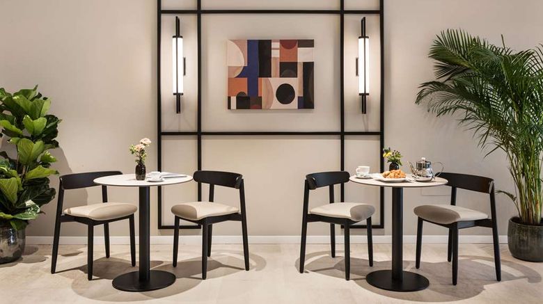 <b>Ambasciatori Hotel Venice Mestre Restaurant</b>. Images powered by <a href="https://iceportal.shijigroup.com/" title="IcePortal" target="_blank">IcePortal</a>.