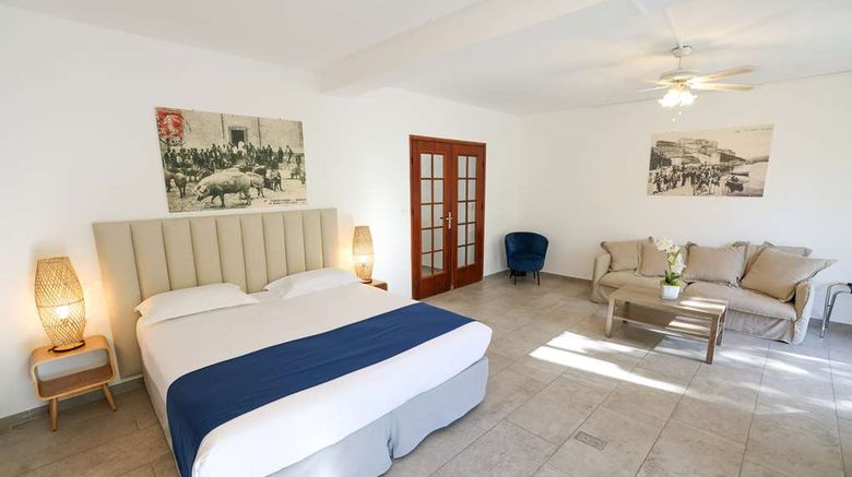 <b>Best Western Hotel Casa Bianca Suite</b>. Images powered by <a href="https://iceportal.shijigroup.com/" title="IcePortal" target="_blank">IcePortal</a>.