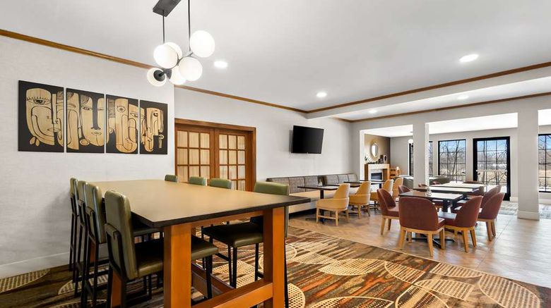 <b>Best Western Fremont Angola Restaurant</b>. Images powered by <a href="https://iceportal.shijigroup.com/" title="IcePortal" target="_blank">IcePortal</a>.