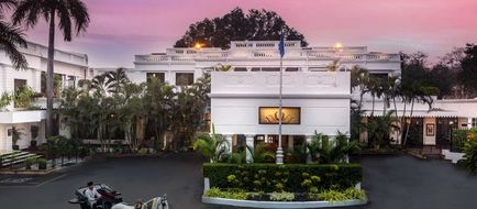 Jehan Numa Palace Hotel Exterior