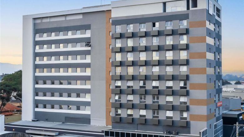 <b>ibis budget Pindamonhangaba Exterior</b>. Images powered by <a href="https://iceportal.shijigroup.com/" title="IcePortal" target="_blank">IcePortal</a>.