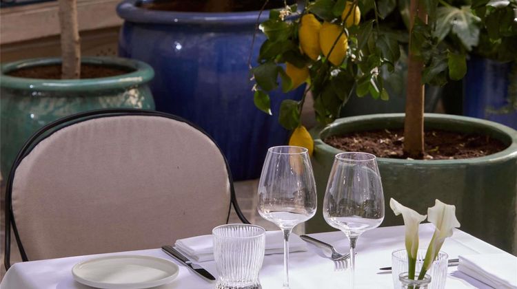 Maison Delano Restaurant