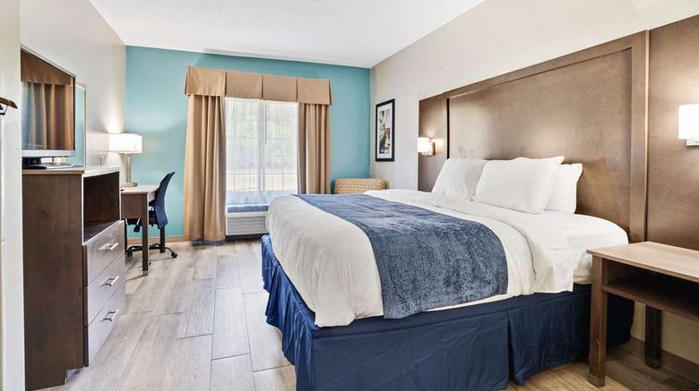 <b>Blue Water Inn & Stes, BW Signature Coll Room</b>. Images powered by <a href="https://iceportal.shijigroup.com/" title="IcePortal" target="_blank">IcePortal</a>.
