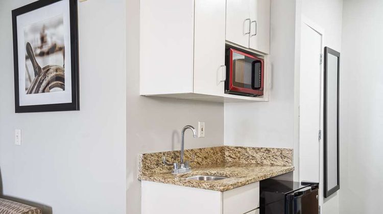 Blue Water Inn & Stes, BW Signature Coll Room